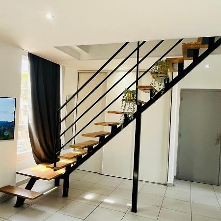 Superbe Duplex Design Neuf 2 Chambres, Climatise Tout Confort, Facile D,Acces Stationnement Gratuit Marseille Kültér fotó