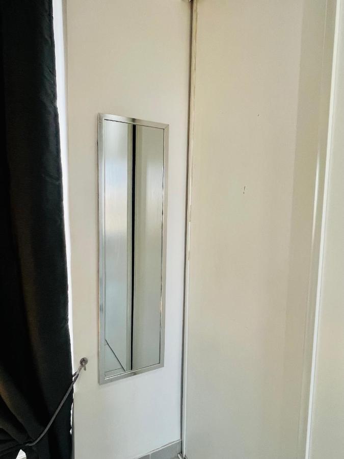 Superbe Duplex Design Neuf 2 Chambres, Climatise Tout Confort, Facile D,Acces Stationnement Gratuit Marseille Kültér fotó