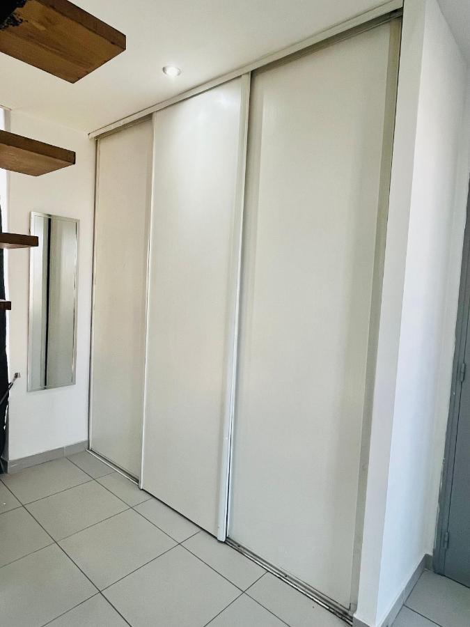 Superbe Duplex Design Neuf 2 Chambres, Climatise Tout Confort, Facile D,Acces Stationnement Gratuit Marseille Kültér fotó